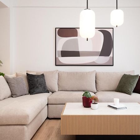 Luxury Apartment Next To The National Museum Афины Экстерьер фото