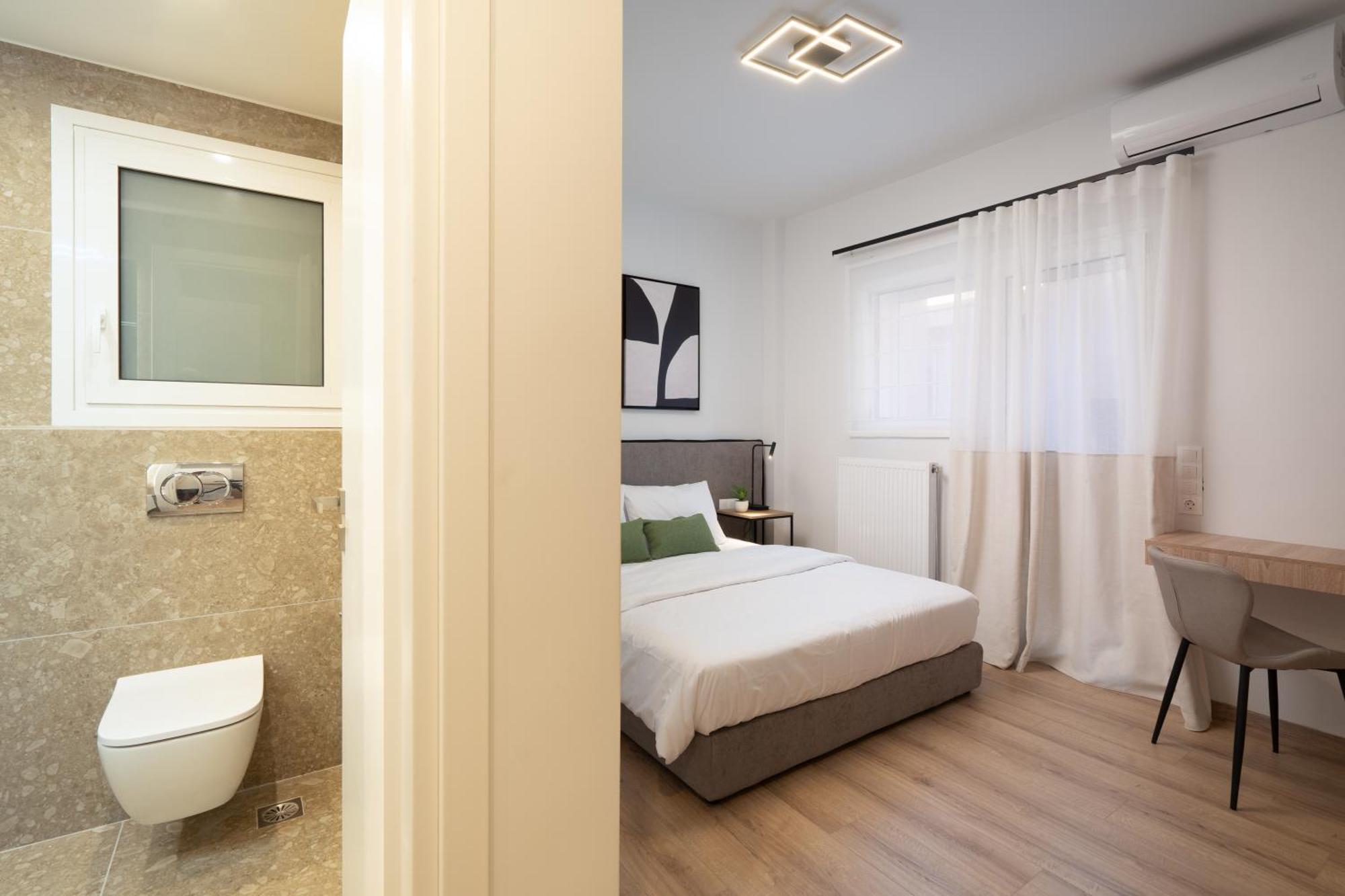 Luxury Apartment Next To The National Museum Афины Экстерьер фото